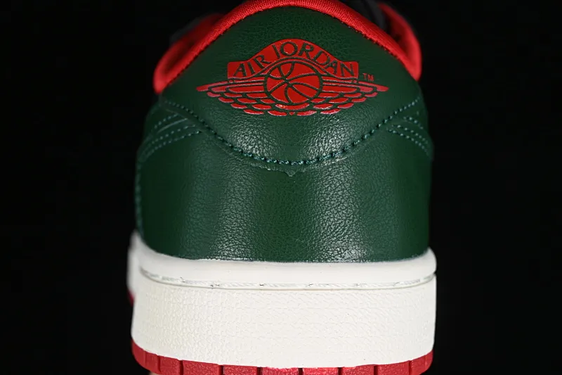 All categories Air Jordan Jordan series basketball shoes Air Jordan 1 Low Z version Air Jordan 1 Low AJ1 Joe 1 black and green color low-top cultural casual sneakers CZ0775-036